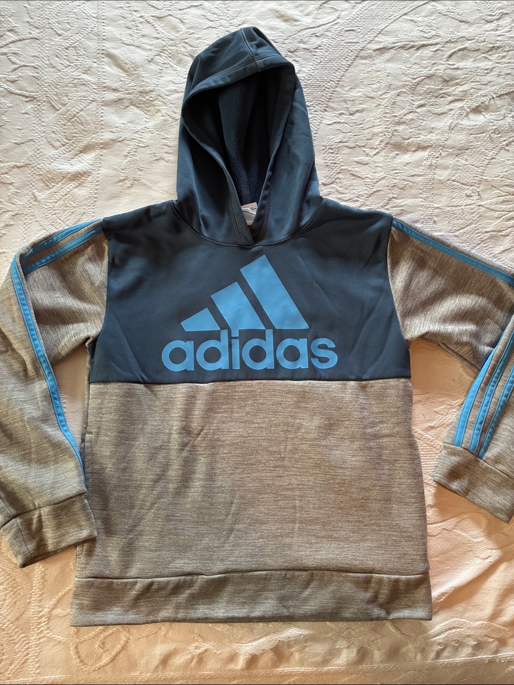 adidas Kids Gray & Light Blue Pullover Sweatshirt Hoodie Medium
